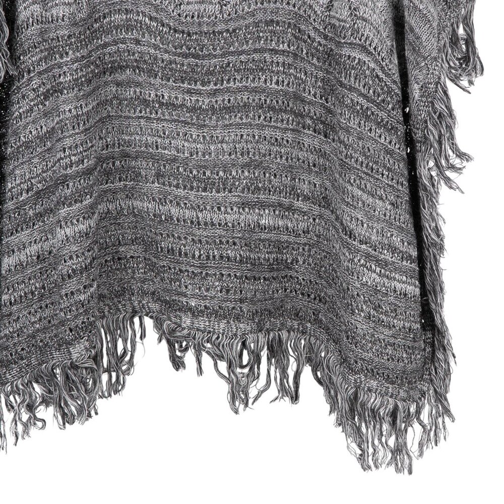 Gray Knit Boxy Poncho One Size Womens Fringed Hem Questions Say What Acrylic - Picture 3 of 6